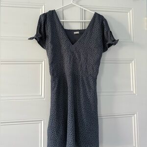 Abecrombie & Fitch Women’s Flowy Dress